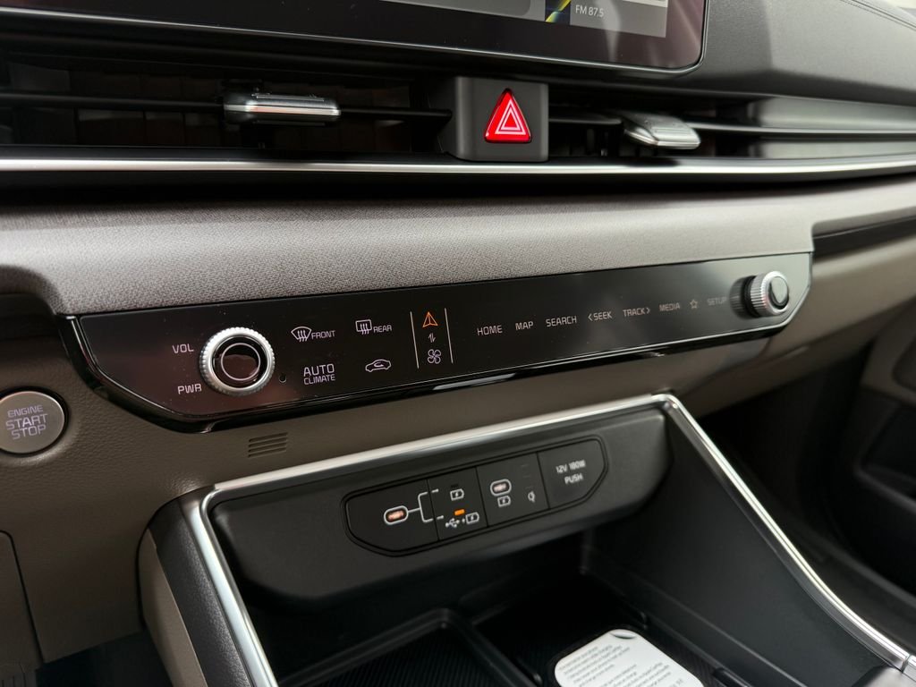 New 2026 Ceramic Silver Kia EX image 29