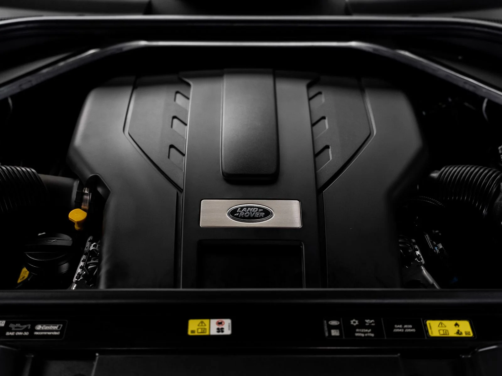 Used 2022 Green Land Rover First Edition image 60