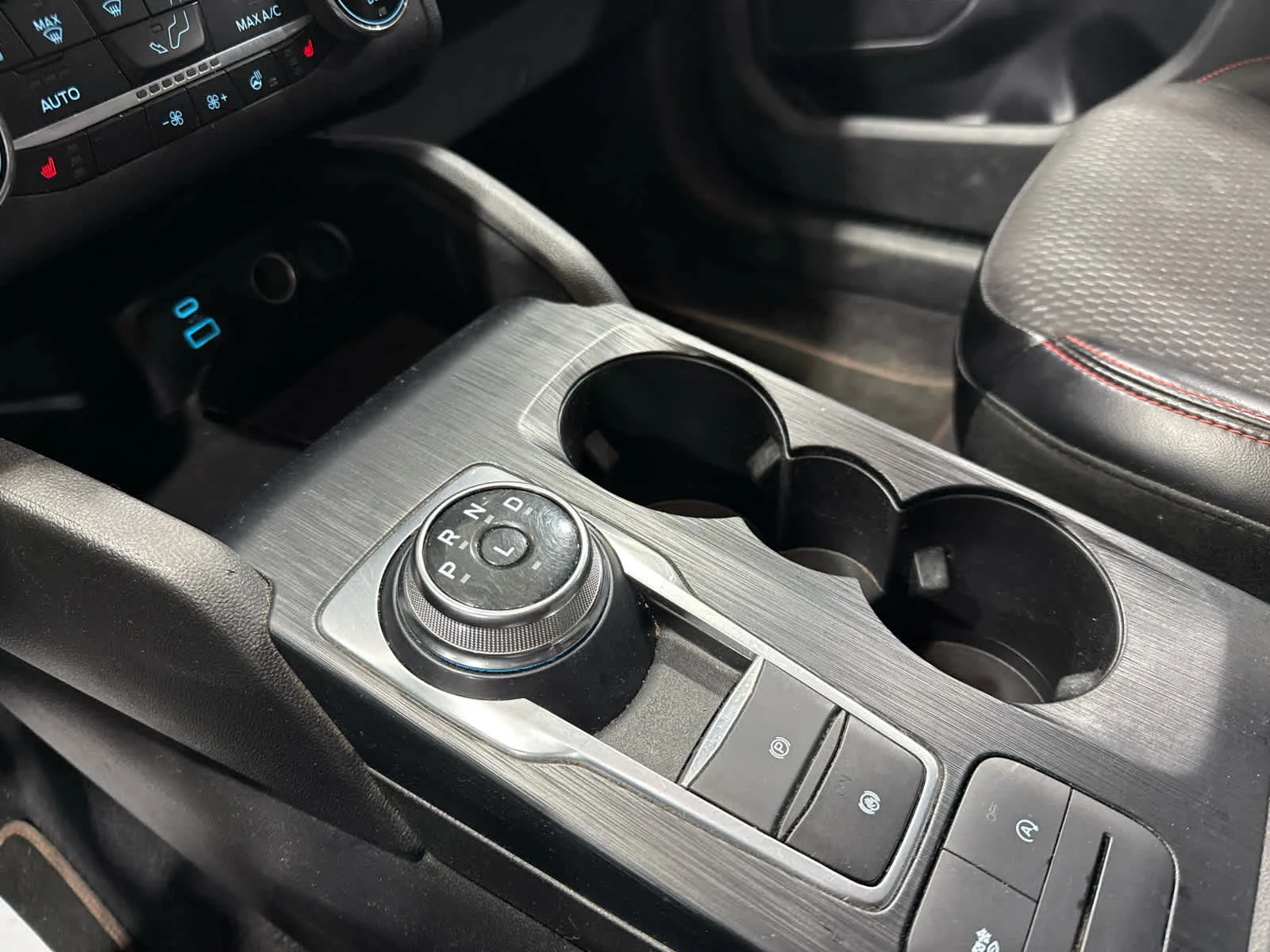 Used 2023 Whi/white Ford ST-Line image 17