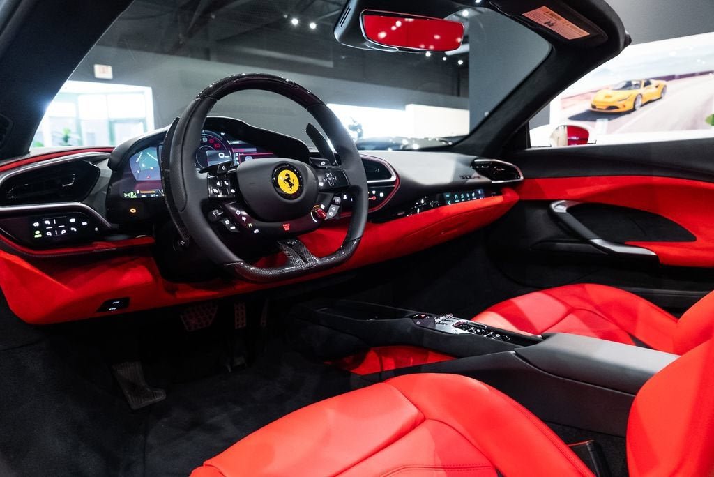 Certified Used 2025 Bianco Avus Ferrari  image 27