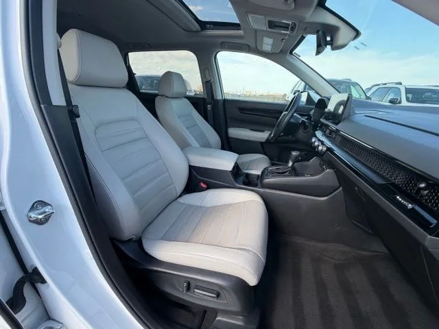 Used 2023  Honda EX-L image 13