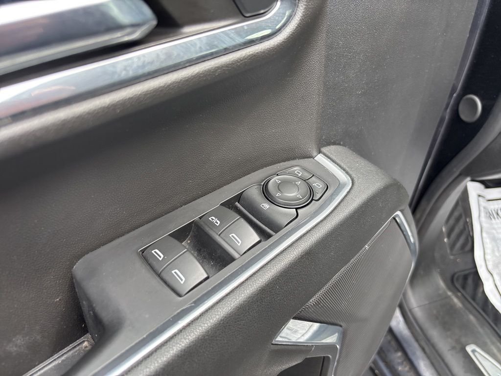 Used 2024 Gray Chevrolet LT image 22