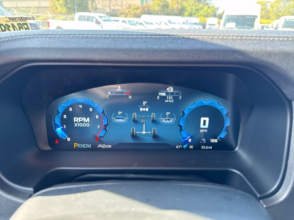 Used 2025 Desert Sand Ford Badlands image 19