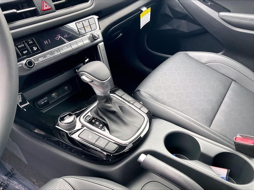 New 2026 Snow White Pearl Kia EX image 13