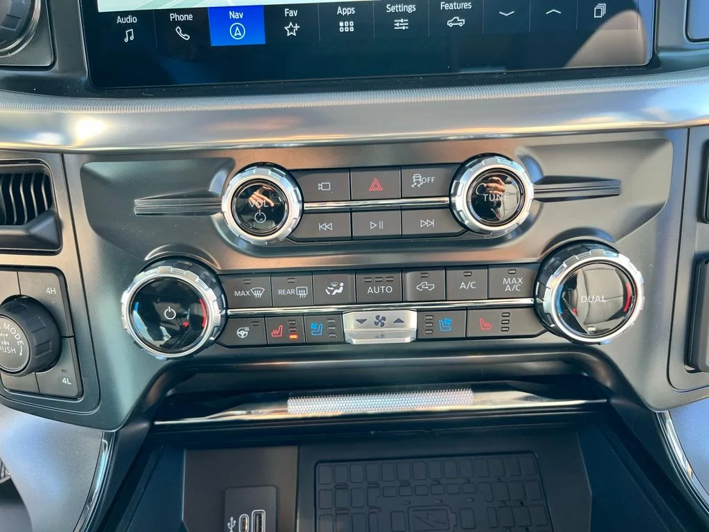 New 2026 Blue Ford Lariat image 20