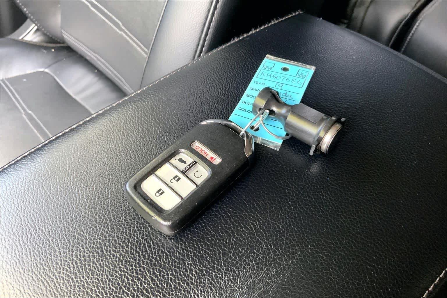 Used 2019 Modern Steel Metallic Honda EX-L image 15