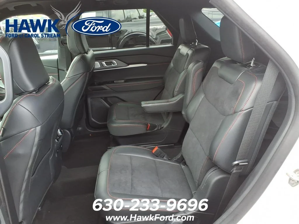 Used 2025 White Ford ST image 28