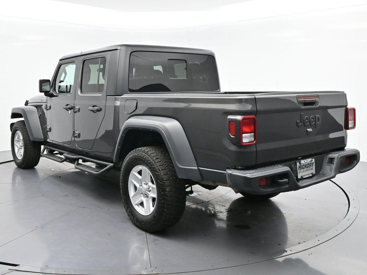 Used 2023 Granite Crystal Metallic Clearcoat Jeep Sport S image 5