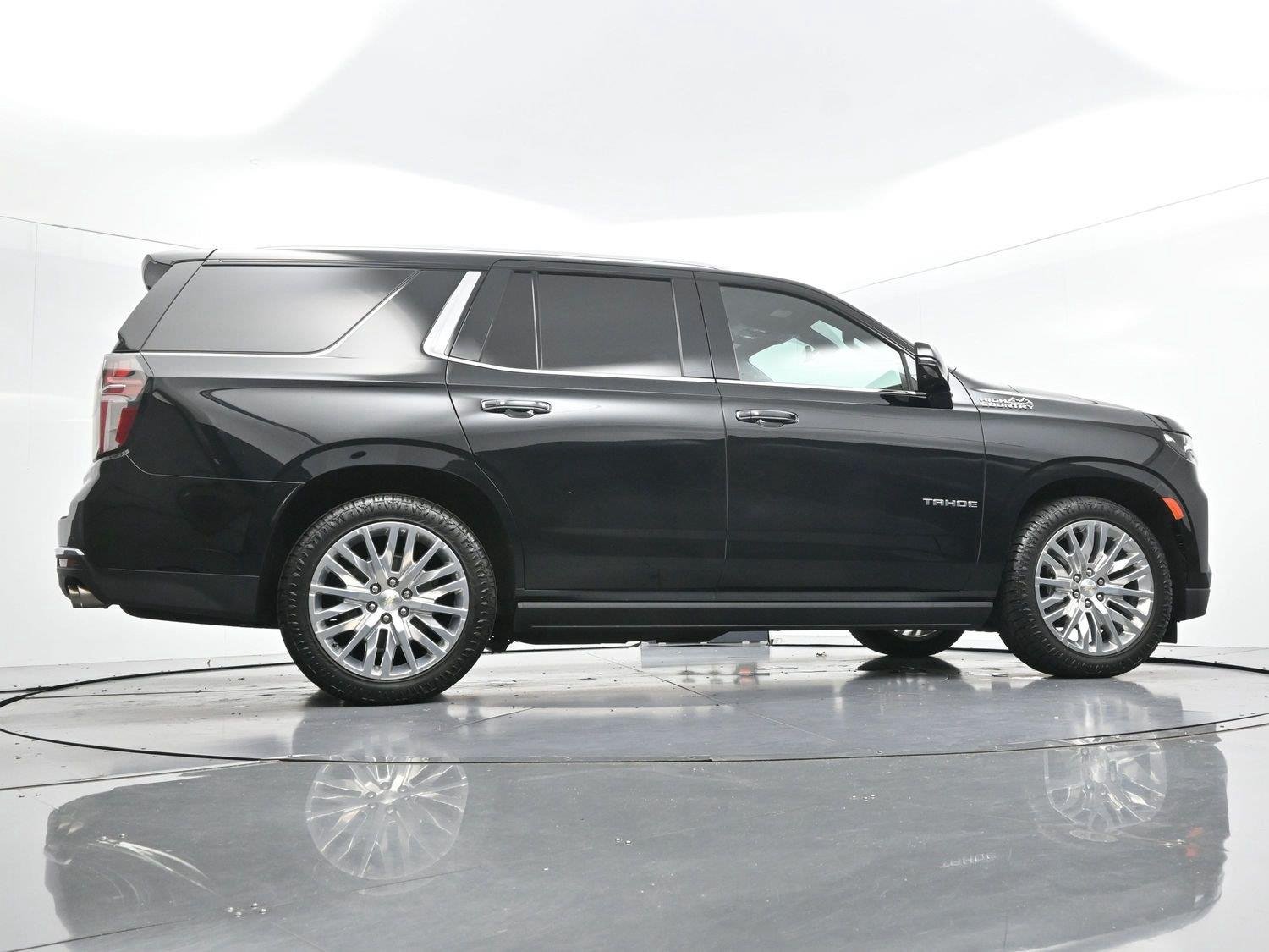 Used 2022 Black Chevrolet High Country image 55
