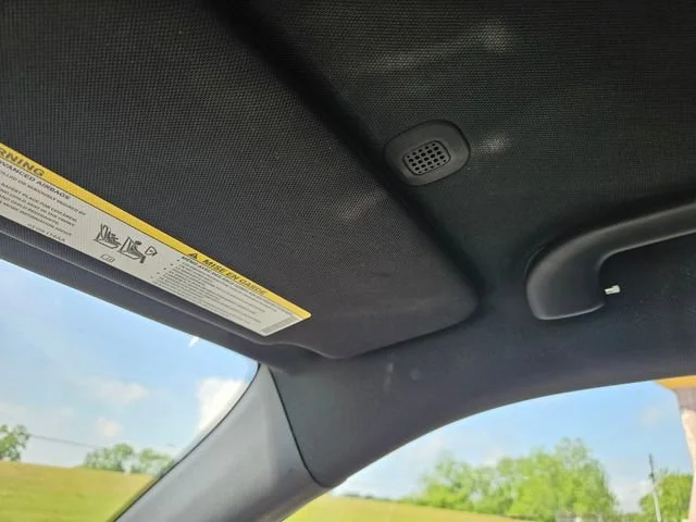 Used 2023 Gray Jeep Latitude image 21
