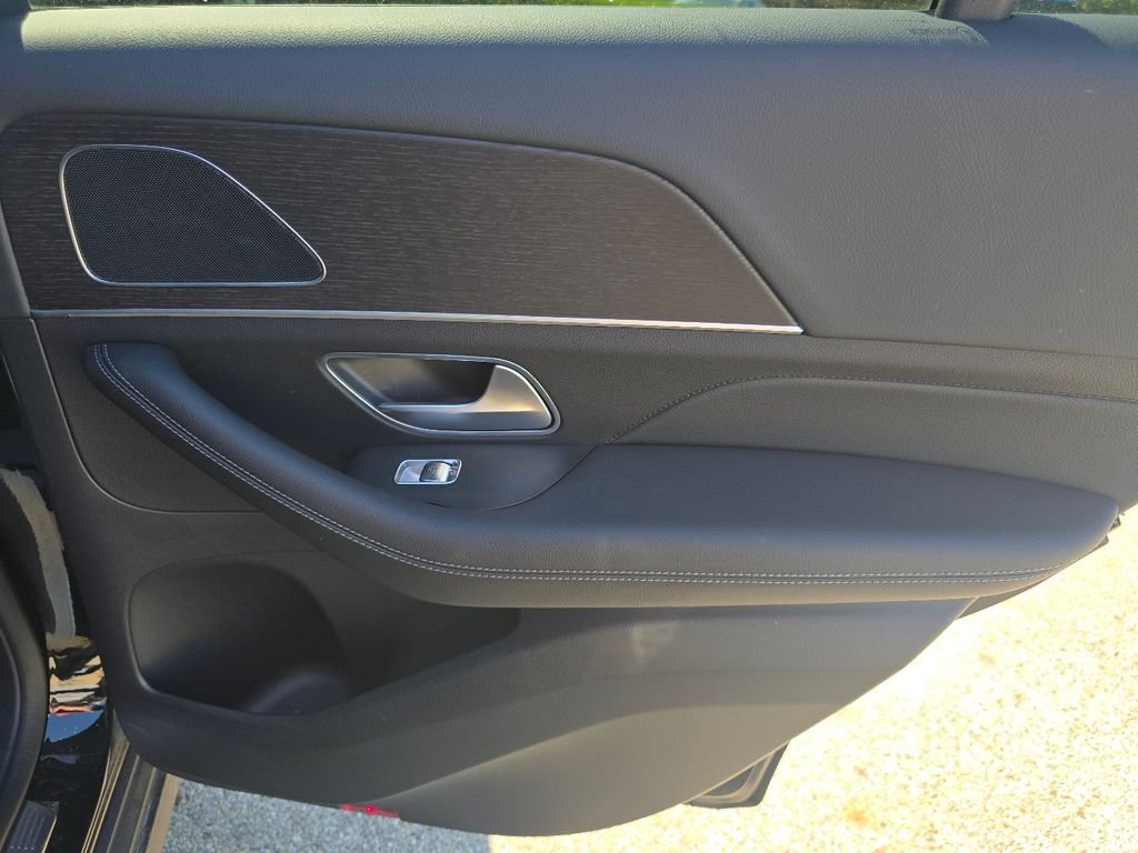 Certified Used 2026 Obsidian Black Metallic Mercedes-Benz GLE 350 image 24