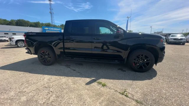 Used 2023 Black Chevrolet RST image 11