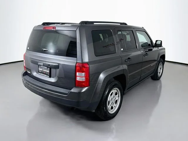 Used 2017 Gray Jeep Sport image 7