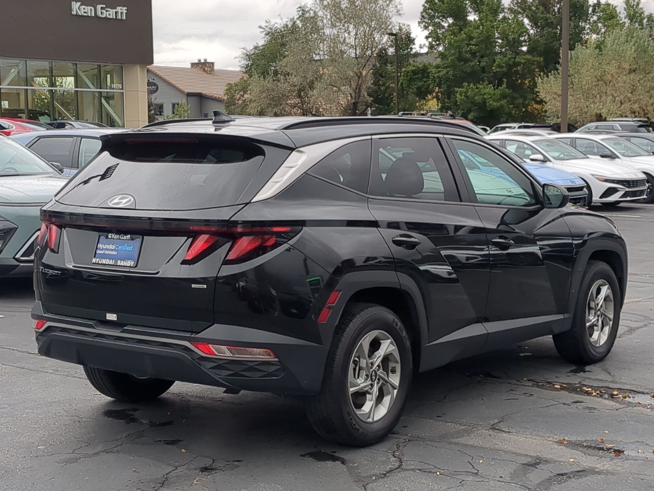 Certified Used 2024 Black Pearl Hyundai SEL image 3