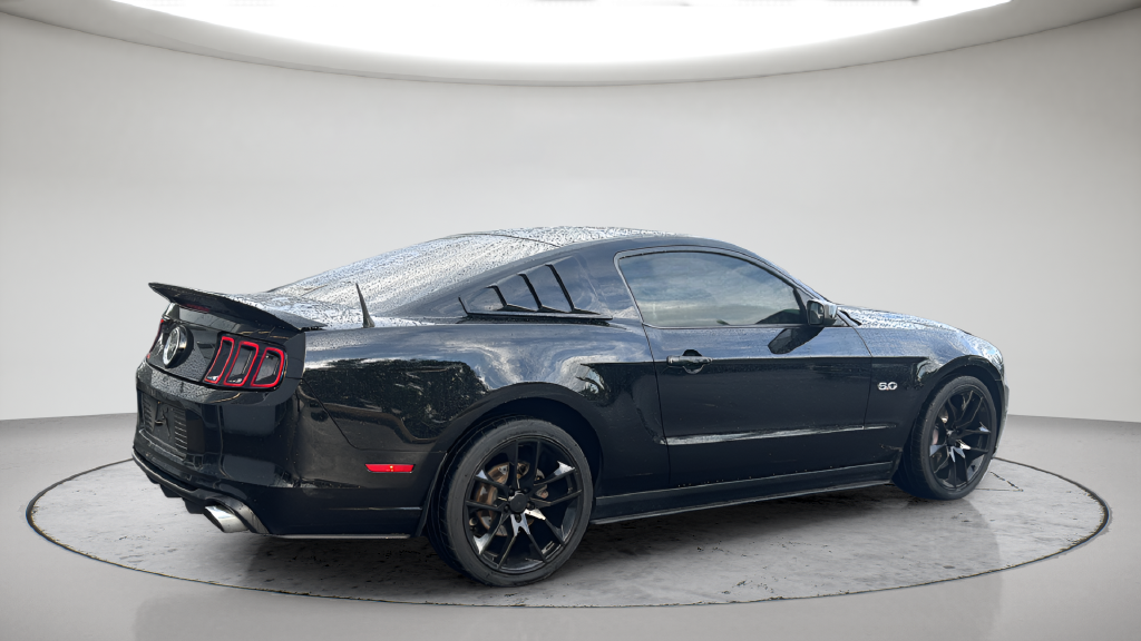 Used 2014 Black Ford GT image 8