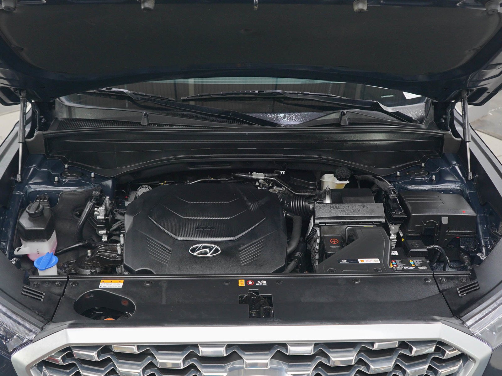 Certified Used 2022 Moonlight Cloud Hyundai Limited AWD image 31