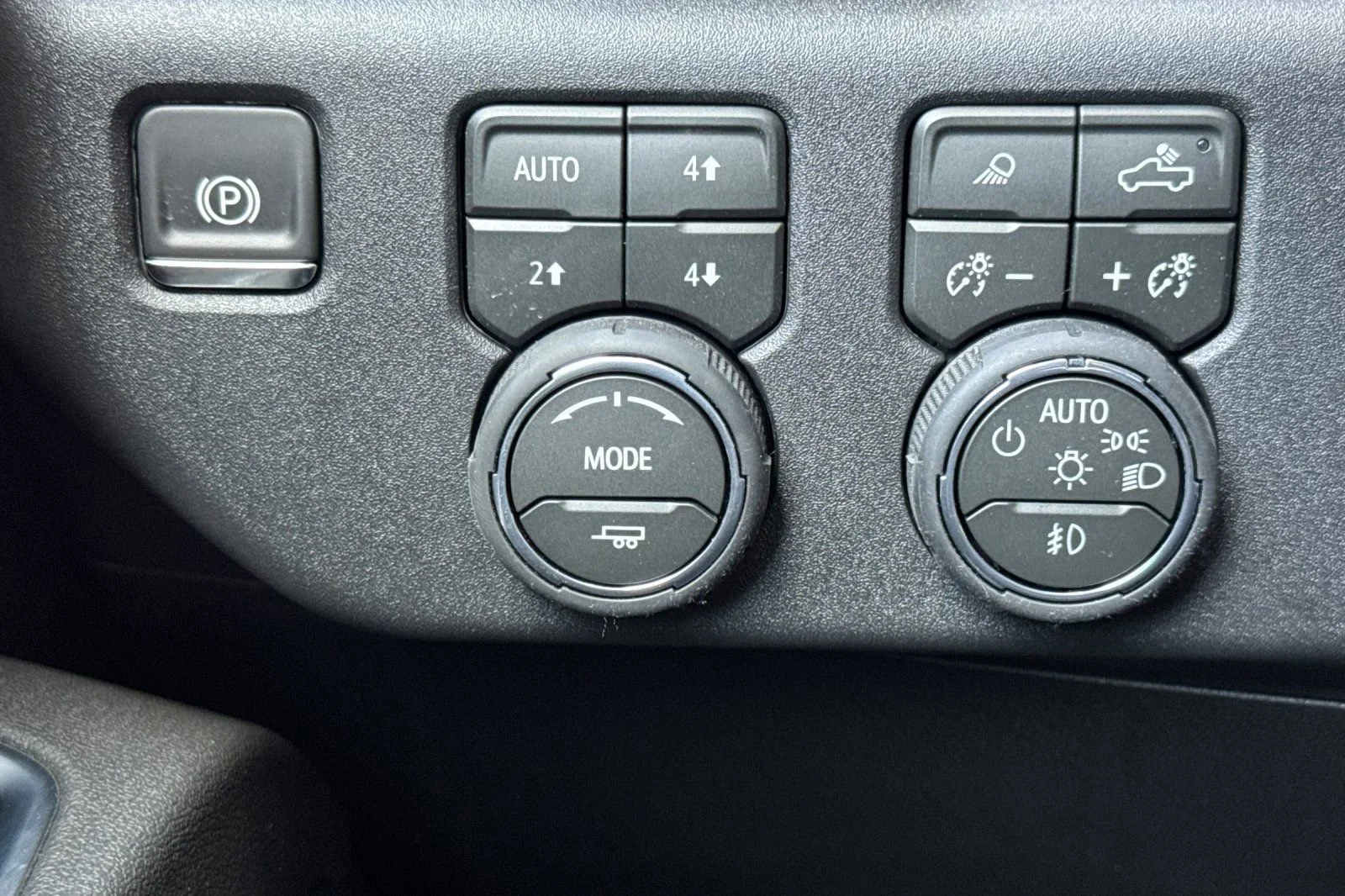 2026 Chevrolet Silverado 1500 LTZ - Photo 26