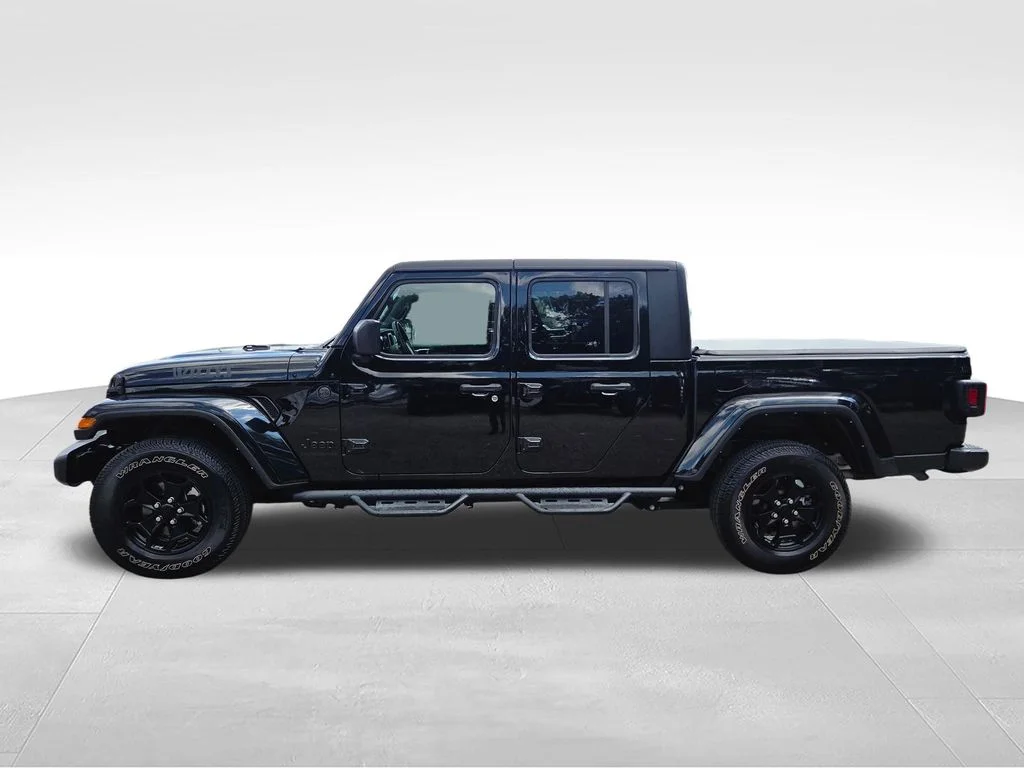 Used 2022 Black Jeep Willys image 4