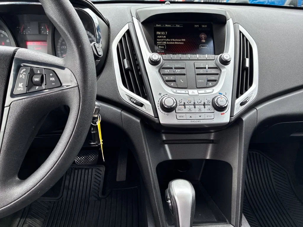 Used 2015 Black GMC SLE-1 image 18