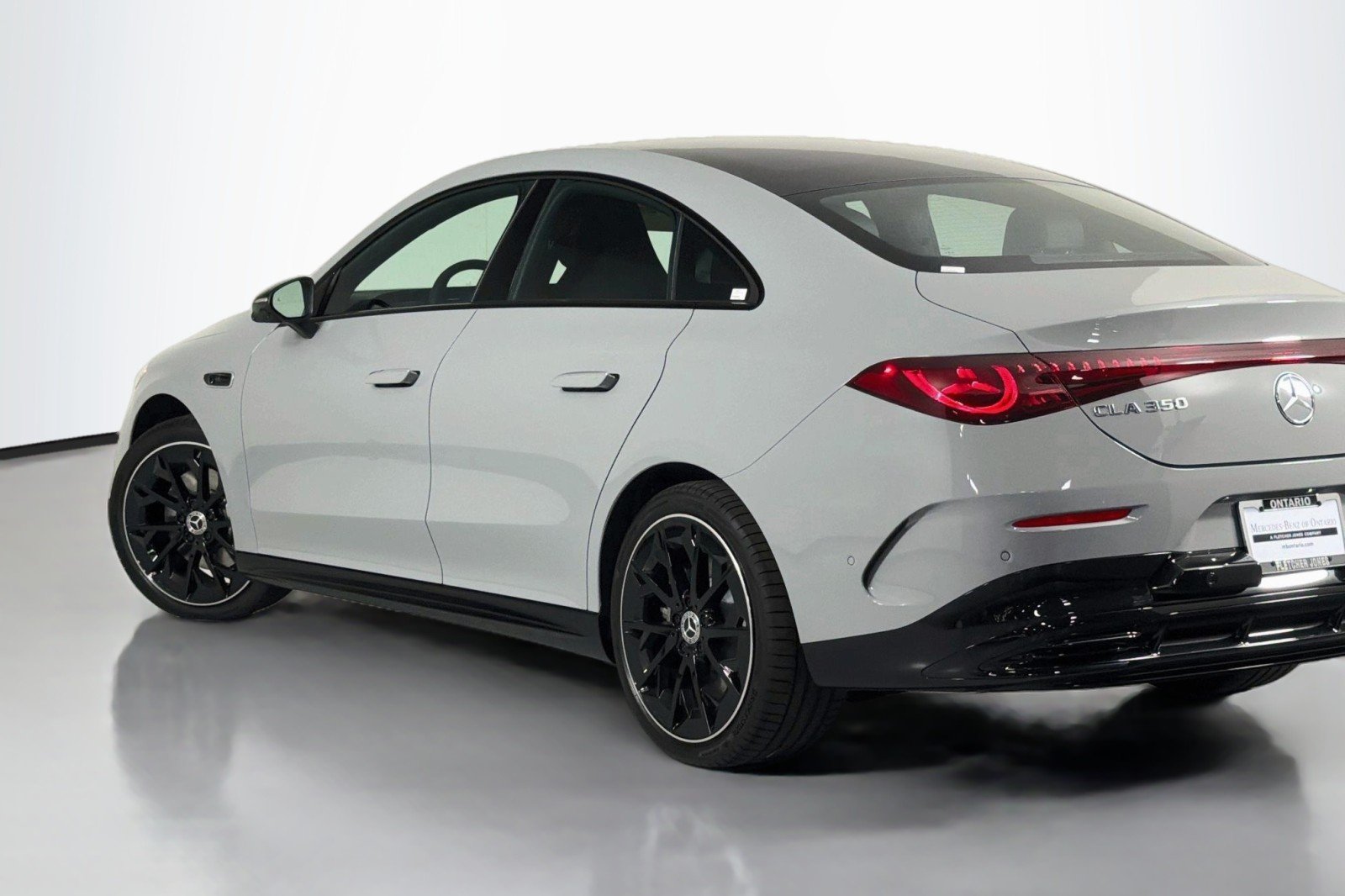New 2027 MANUFAKTUR Alpine Grey Mercedes-Benz CLA 350 Electric image 14