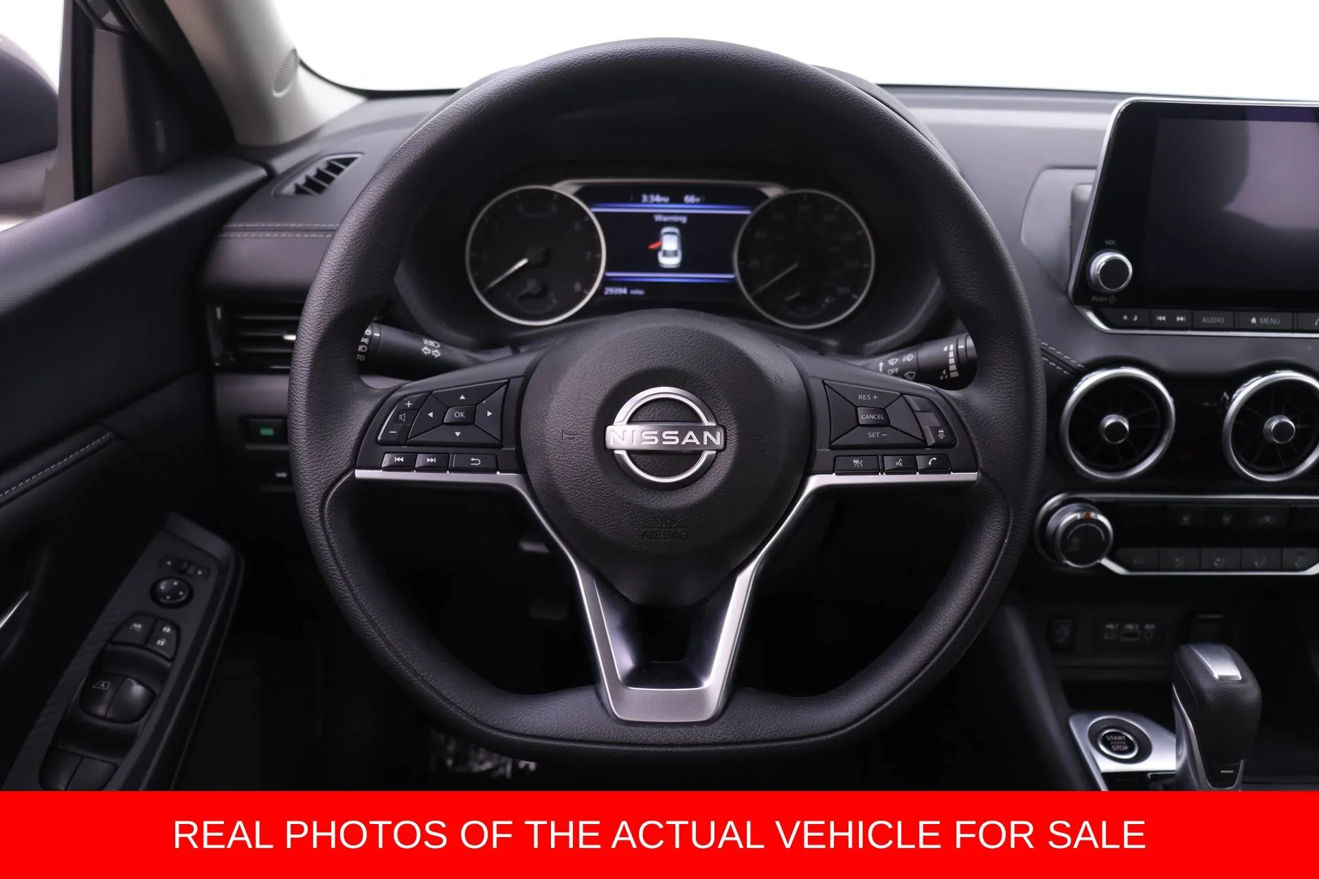 2025 Nissan Sentra SV - Photo 13