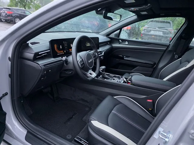 New 2026 Wolf Gray Kia GT-Line image 13