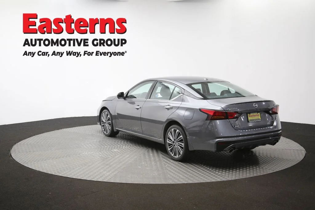 Used 2023 Gray Nissan 2.5 SL image 57