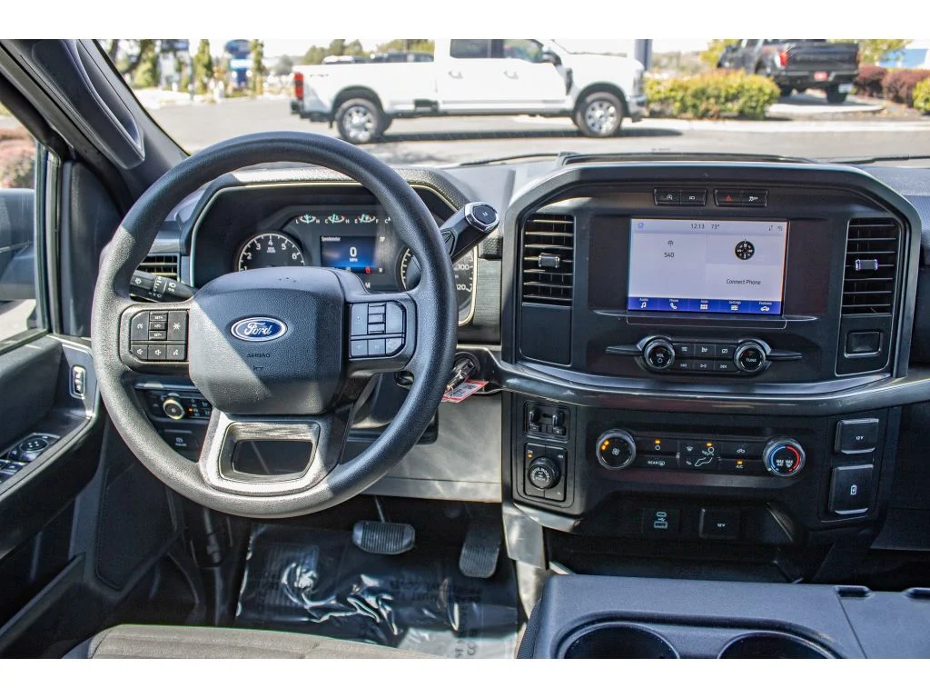 Used 2021 ICONIC SILVER METALLIC Ford XL image 22