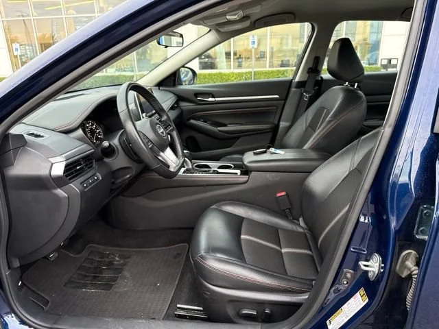 Used 2023 Deep Blue Pearl Nissan 2.5 SR image 12