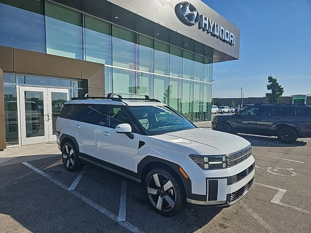 2026 Hyundai Santa Fe Limited - Photo 7