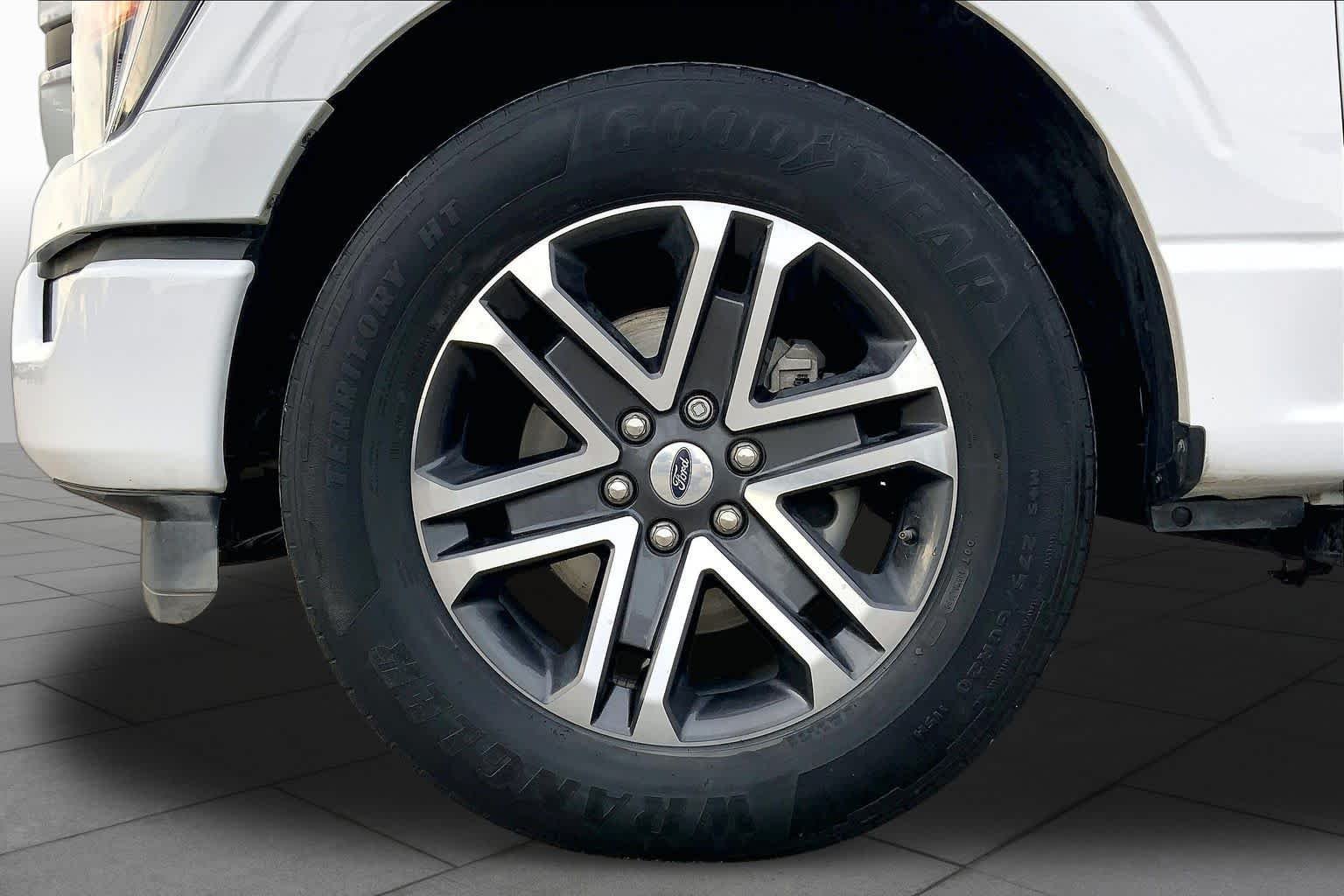 Used 2023 Oxford White Ford XL image 8