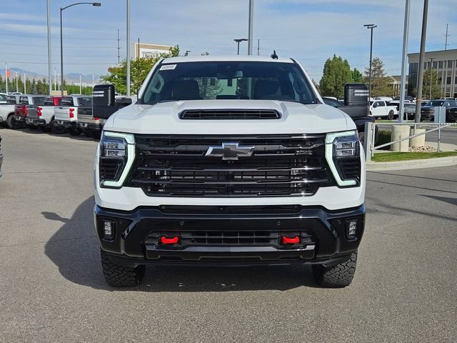 2026 Chevrolet Silverado 3500HD LT - Photo 9