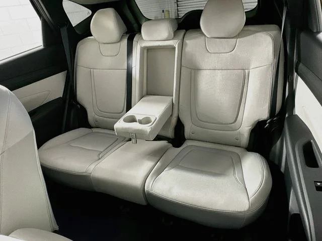 New 2026 Hyundai TUCSON SE