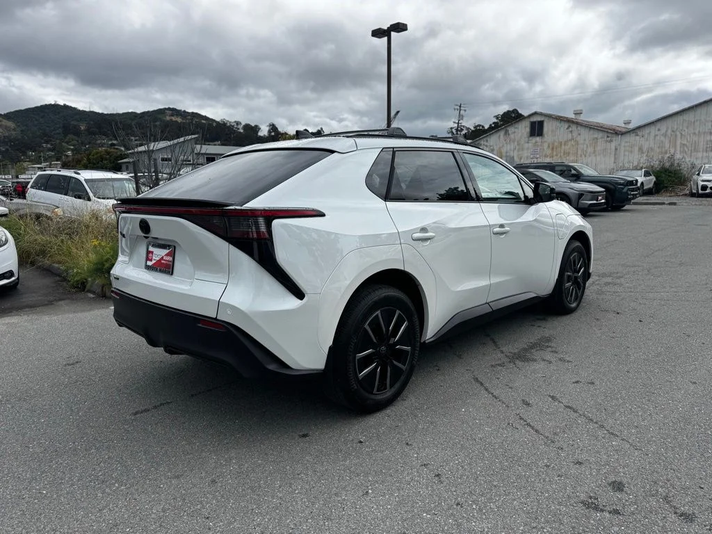 New 2026  Toyota XLE image 4