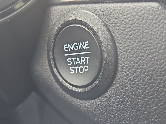 Used 2025 Black Metallic Ford ST-Line image 13
