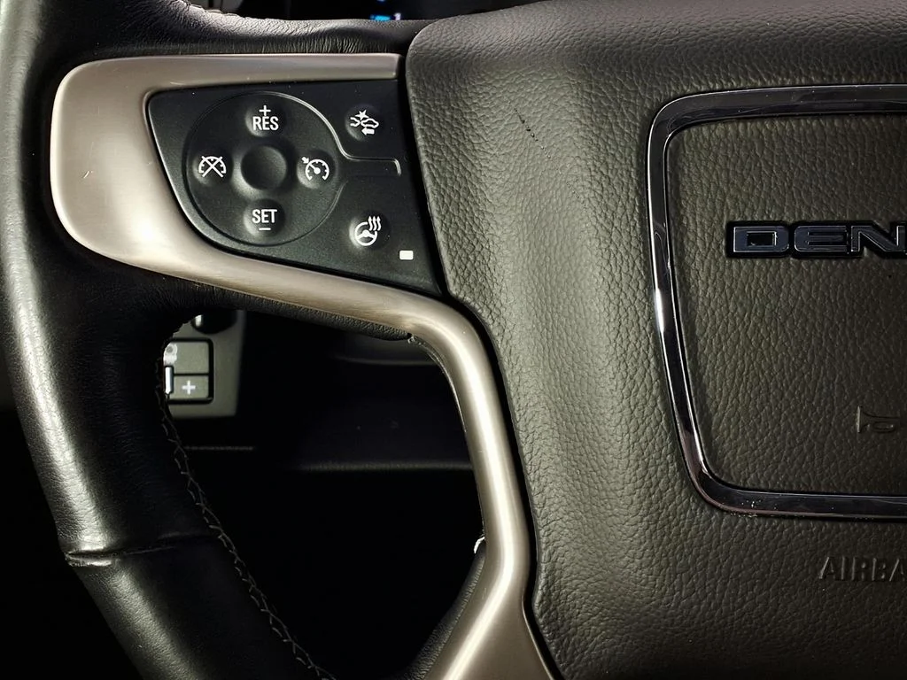 Used 2020 Black GMC Denali image 20