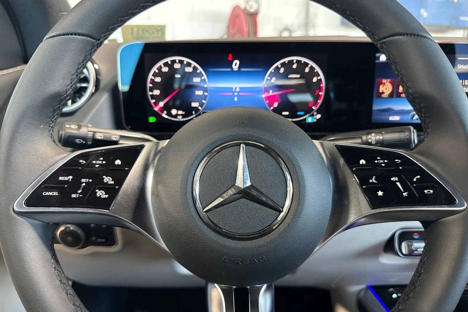New 2026 Polar White Mercedes-Benz GLA 250 image 20