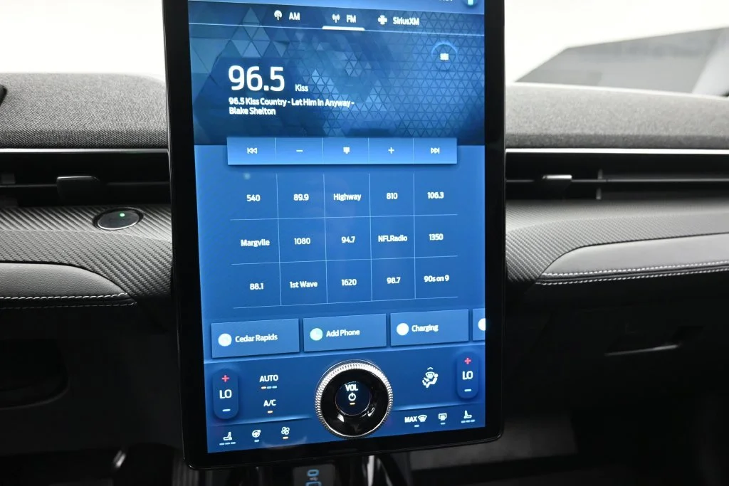 Used 2023 Gray Ford Premium image 20
