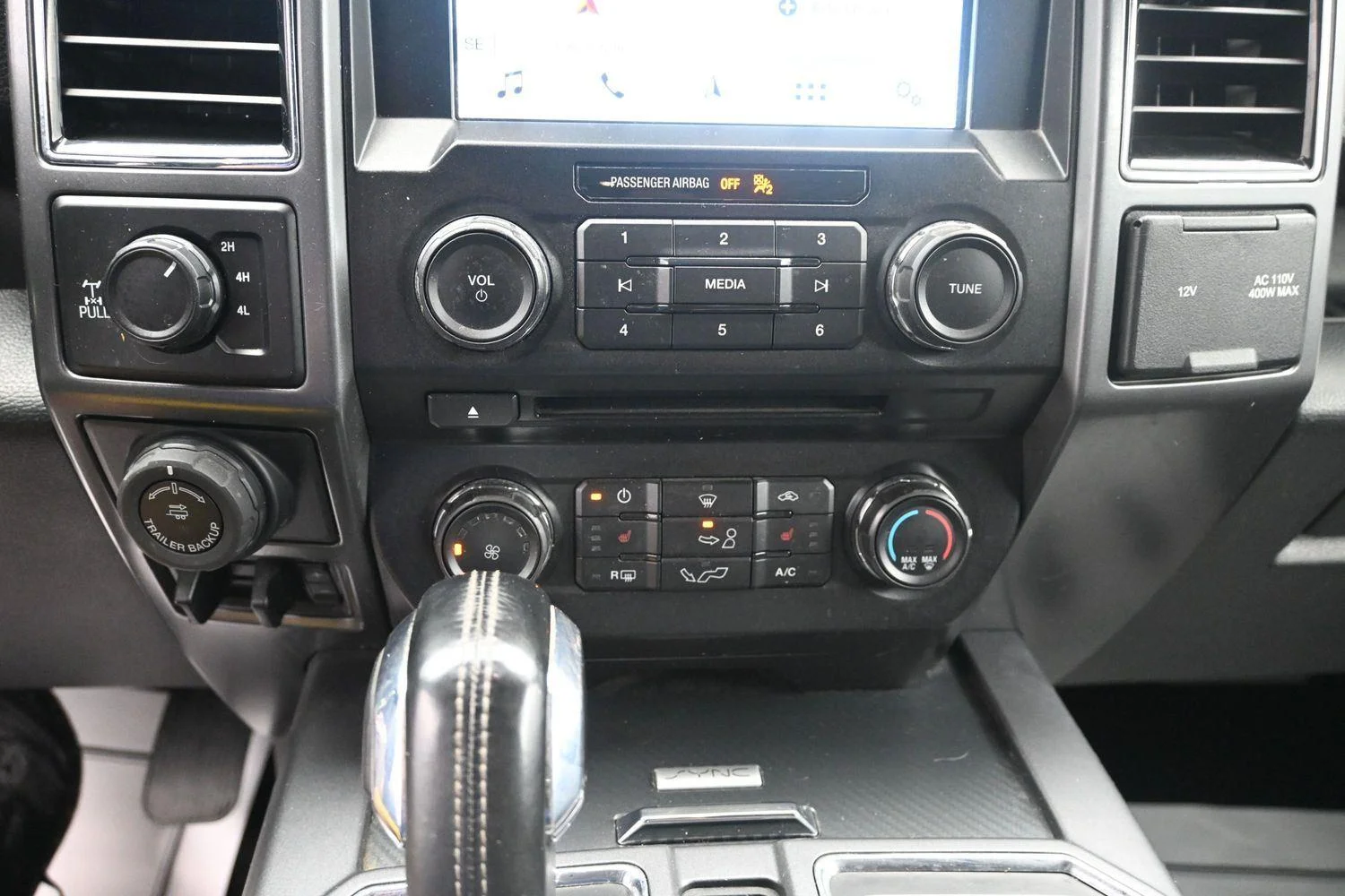 Used 2018 Magnetic Ford XLT image 30