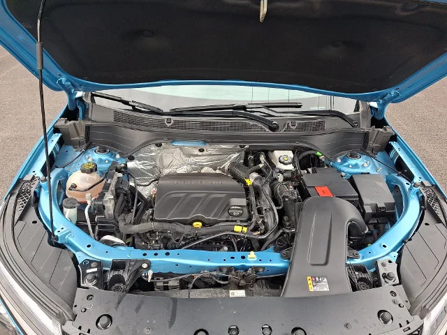 Used 2025 Blue Chevrolet 2RS image 27