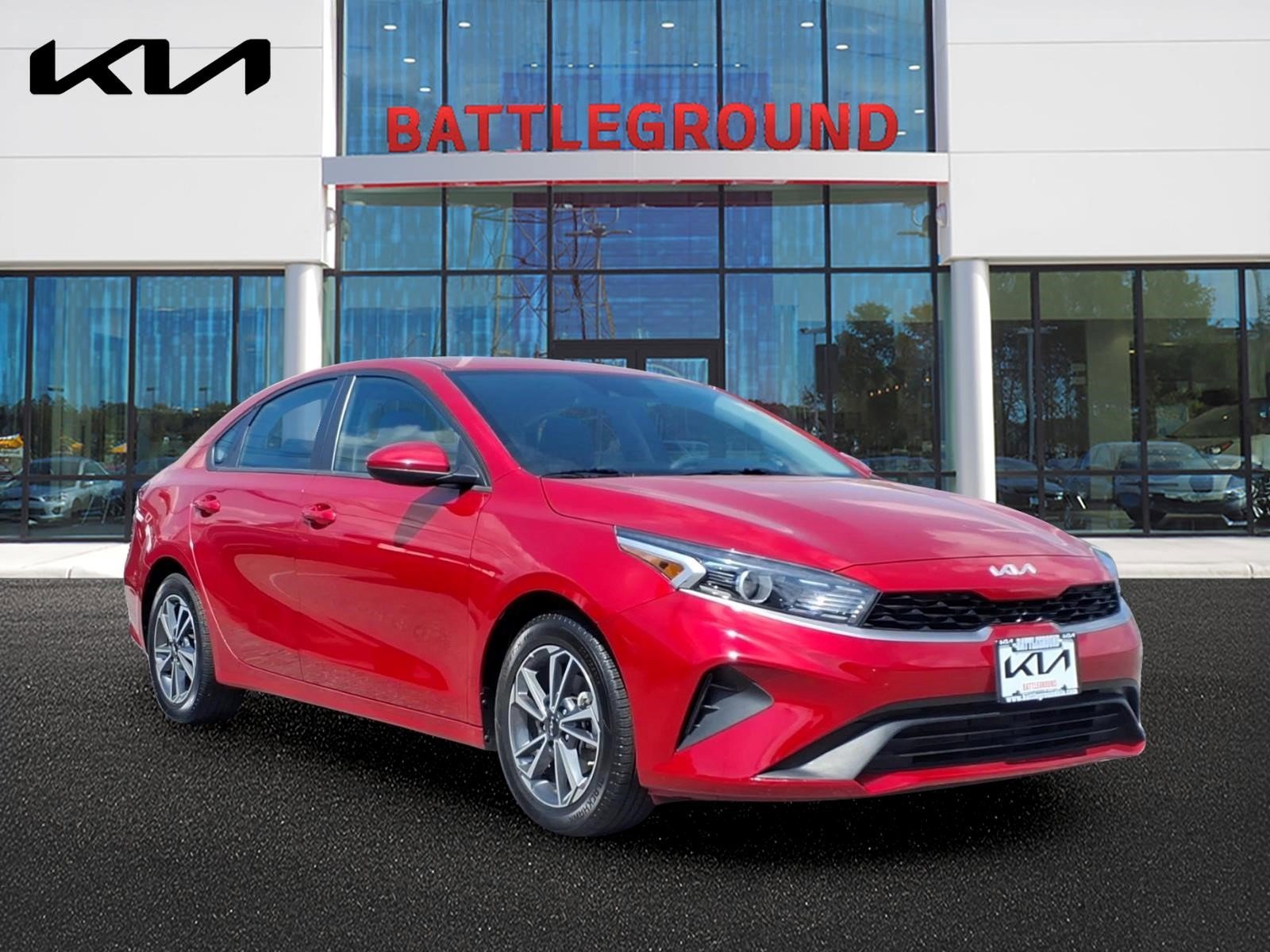 Used 2023 Currant Red Kia LXS image 1