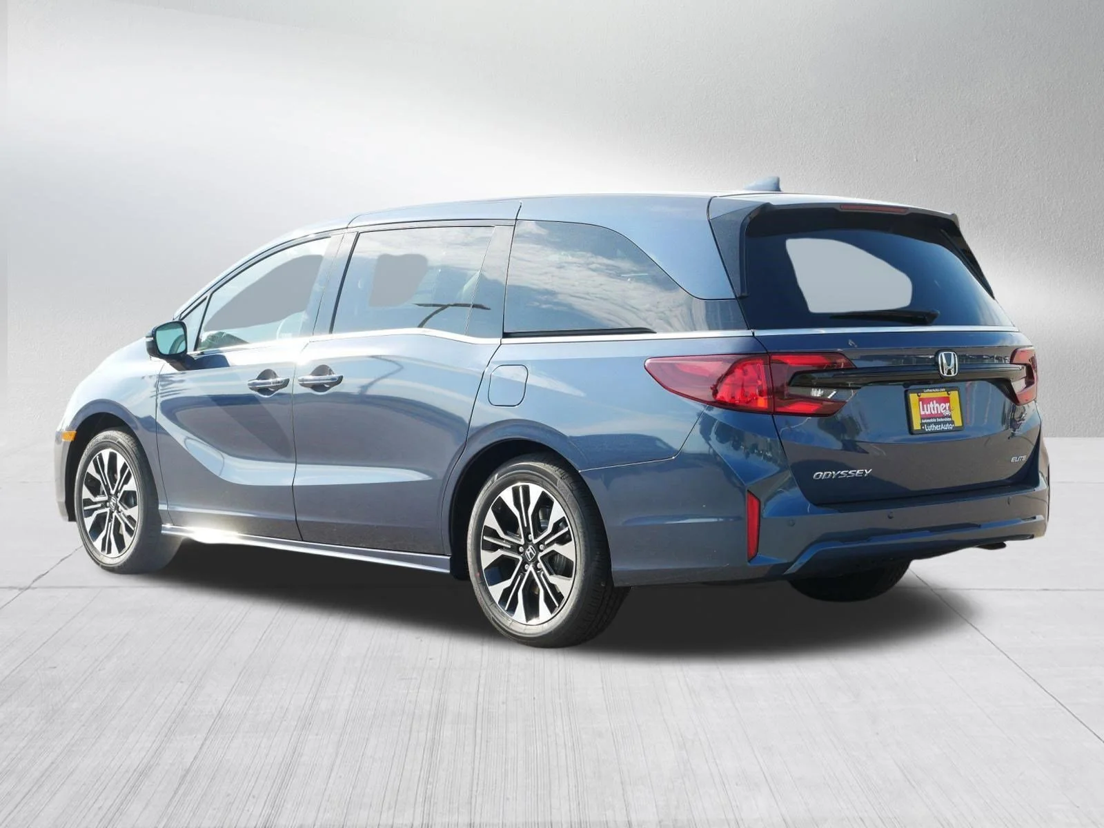 New 2026 Smoke Blue Pearl Honda Elite image 3