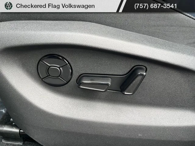 New 2026 White Volkswagen 2.0T SE R-Line Black image 23