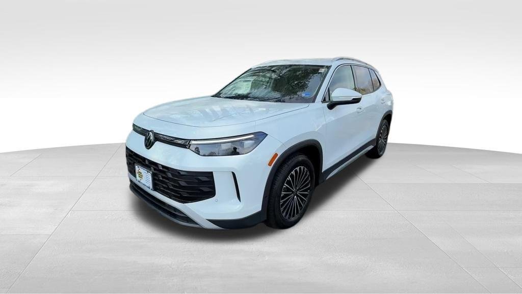New 2026 Pure White Volkswagen 2.0T S image 2