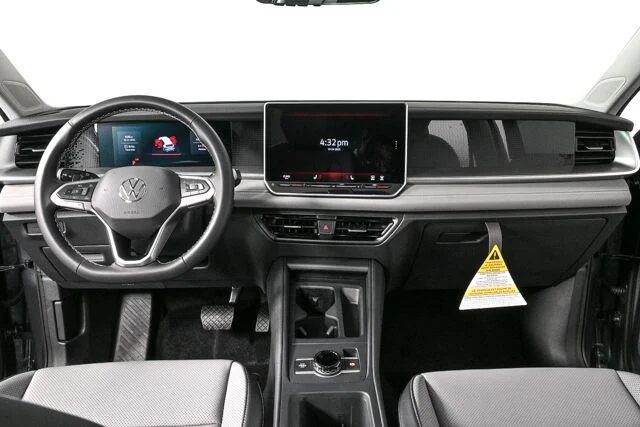 New 2026 Platinum Gray Metallic Volkswagen SE image 17