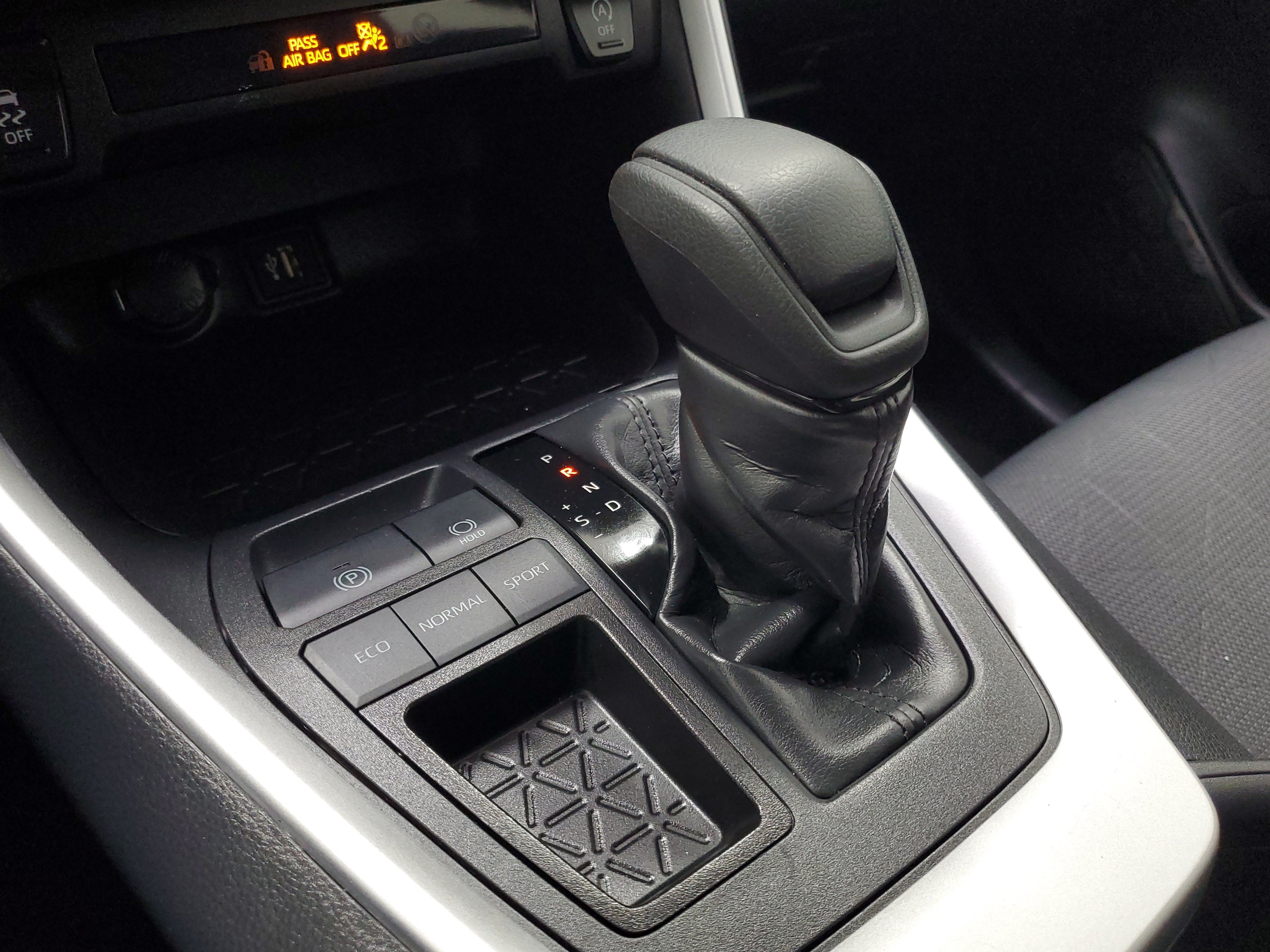 Used 2025 Magnetic Gray Metallic Toyota XLE image 31