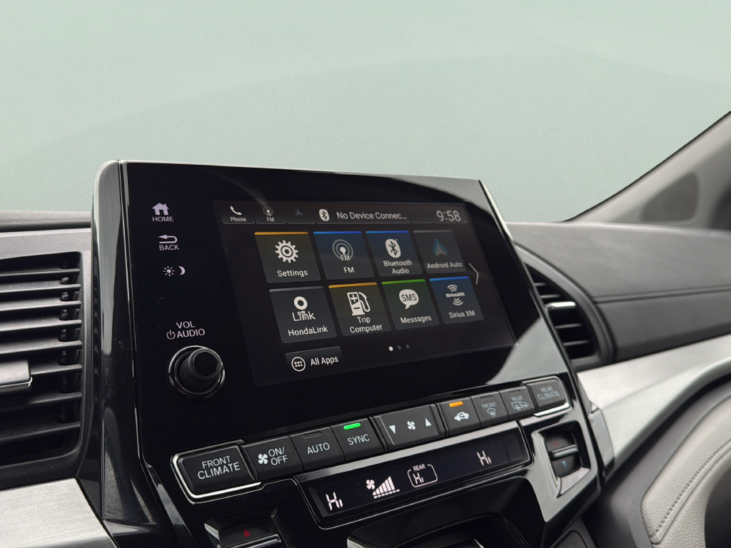 Used 2019 Silver Honda EX-L image 13