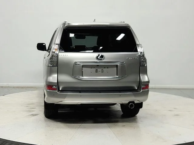 Used 2023 Silver Lexus 460 image 7