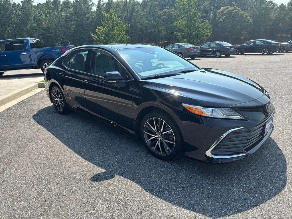 Used 2022 Blueprint Toyota Hybrid XLE CVT (Natl) image 3