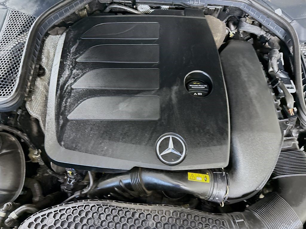 Used 2020 Black Mercedes-Benz C 300 image 33
